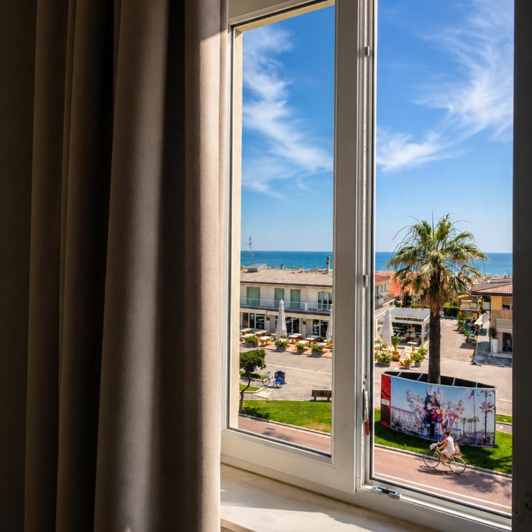 PFA Hotel - Viareggio - Camera Deluxe Matrimoniale con Vista Mare - 18