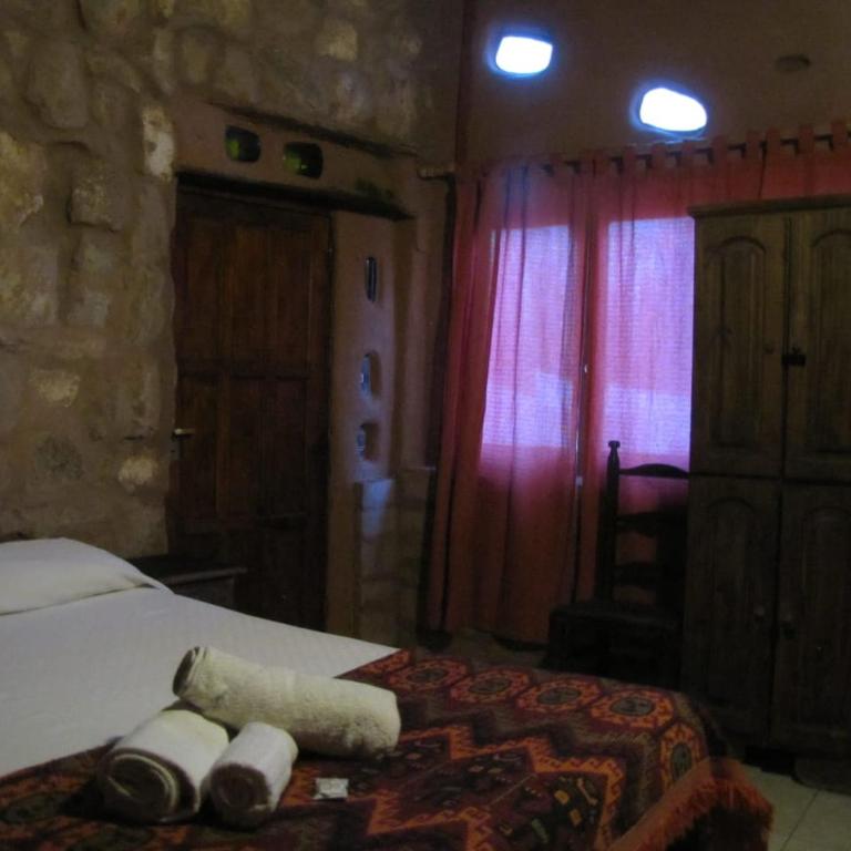 EcoMalargüe Posada & Hostel - Habitación Cuádruple con baño - 2