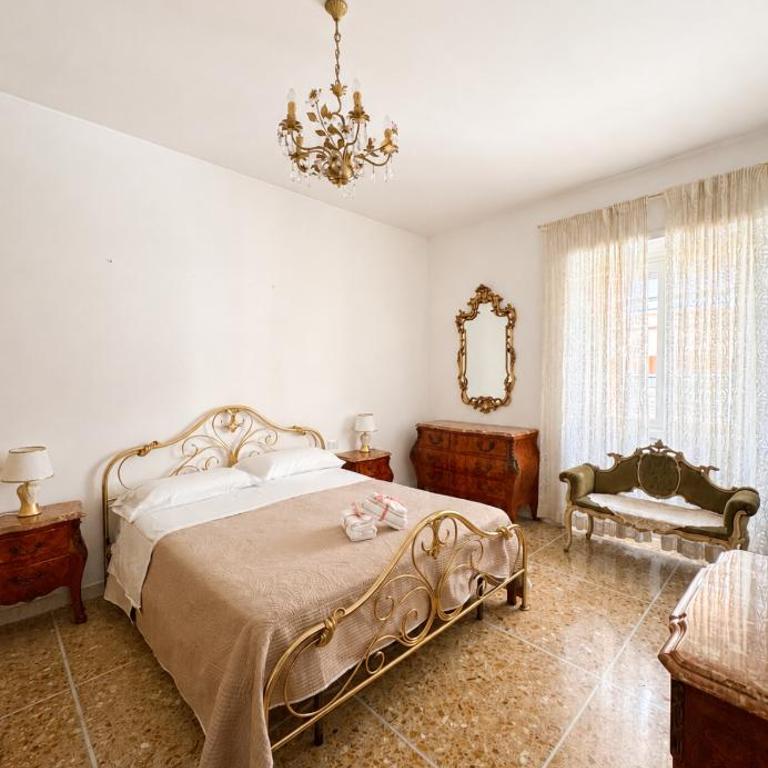 BonaSera Roma Vatican Rooms - Camera Matrimoniale con Bagno Privato - 2