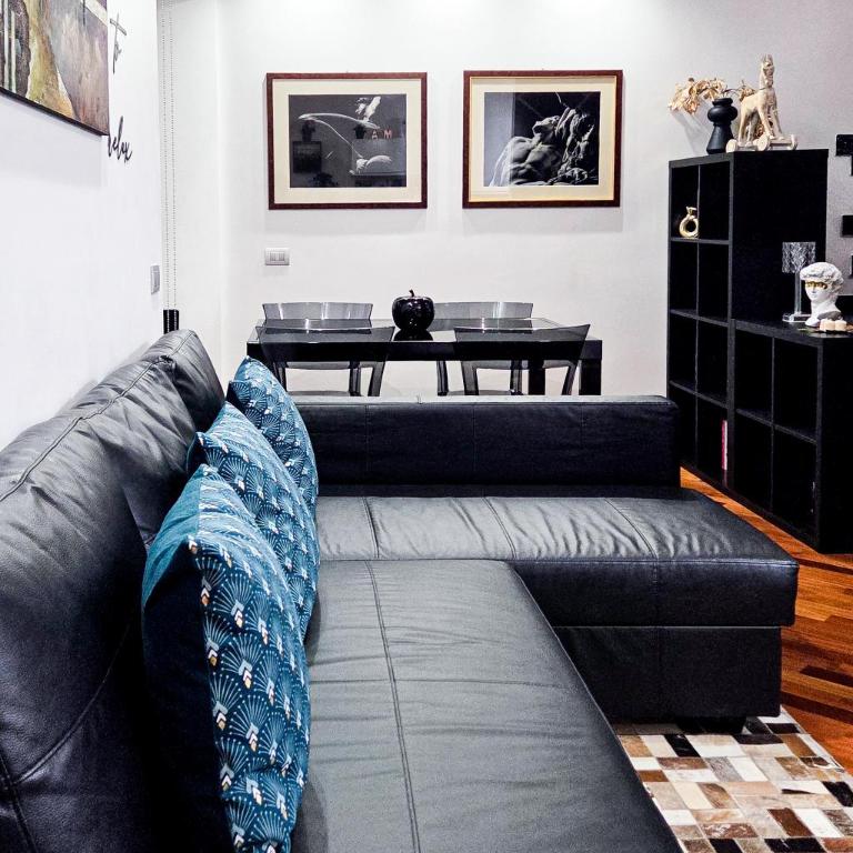Colosseum Historic Apartment - 17th Century Building - Appartamento con 1 Camera da Letto - 19