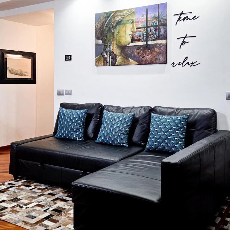 Colosseum Historic Apartment - 17th Century Building - Appartamento con 1 Camera da Letto - 16