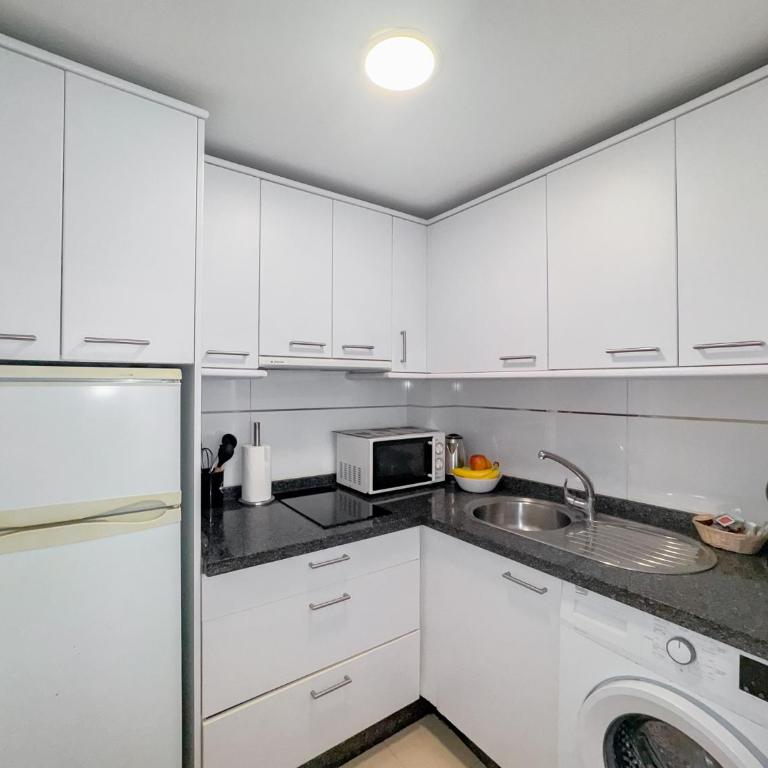Pedregalejo Beach Apartments by Stay Belonio - Appartement 1 Chambre - 9