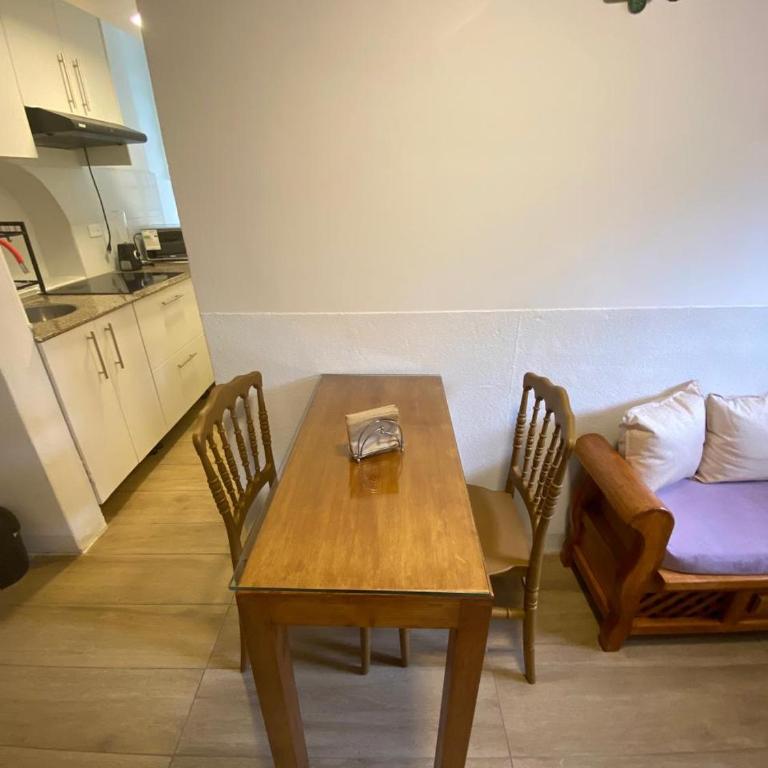 Nice mini suite, quiet and central - One-Bedroom Apartment - 5
