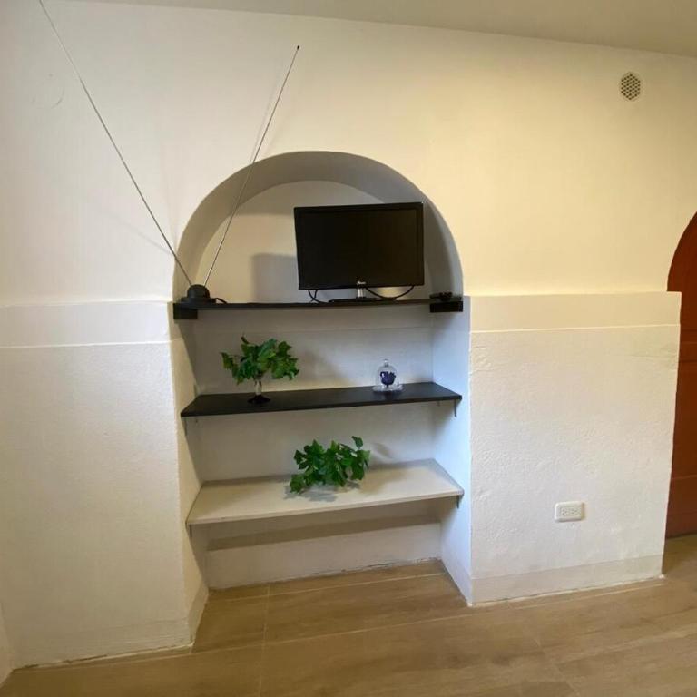 Nice mini suite, quiet and central - One-Bedroom Apartment - 7