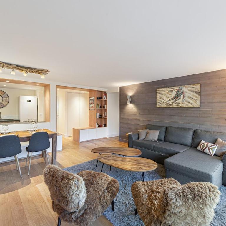 Courchevel 1850 - 3 Bedrooms, Balcony, Ski-in ski-out - Three-Bedroom Apartment - 1