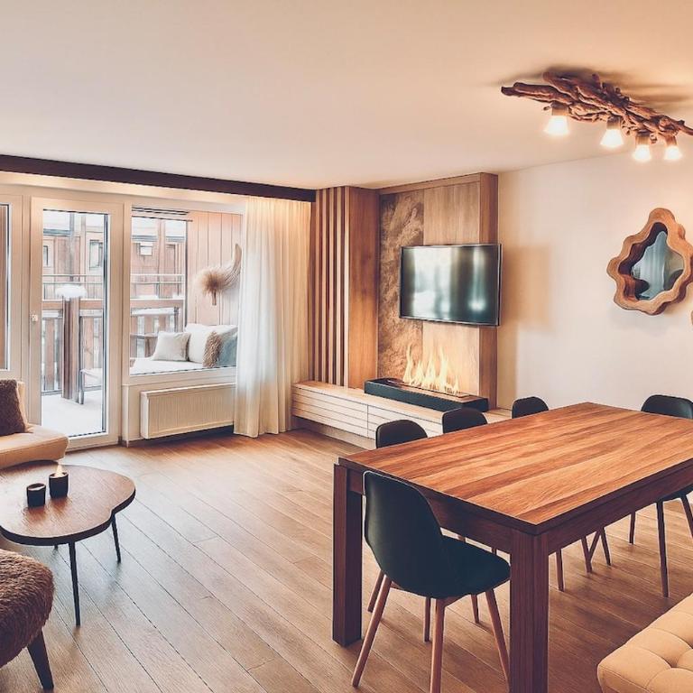 Courchevel 1850 - 3 Bedrooms, Balcony, Ski-in ski-out - Three-Bedroom Apartment - 11