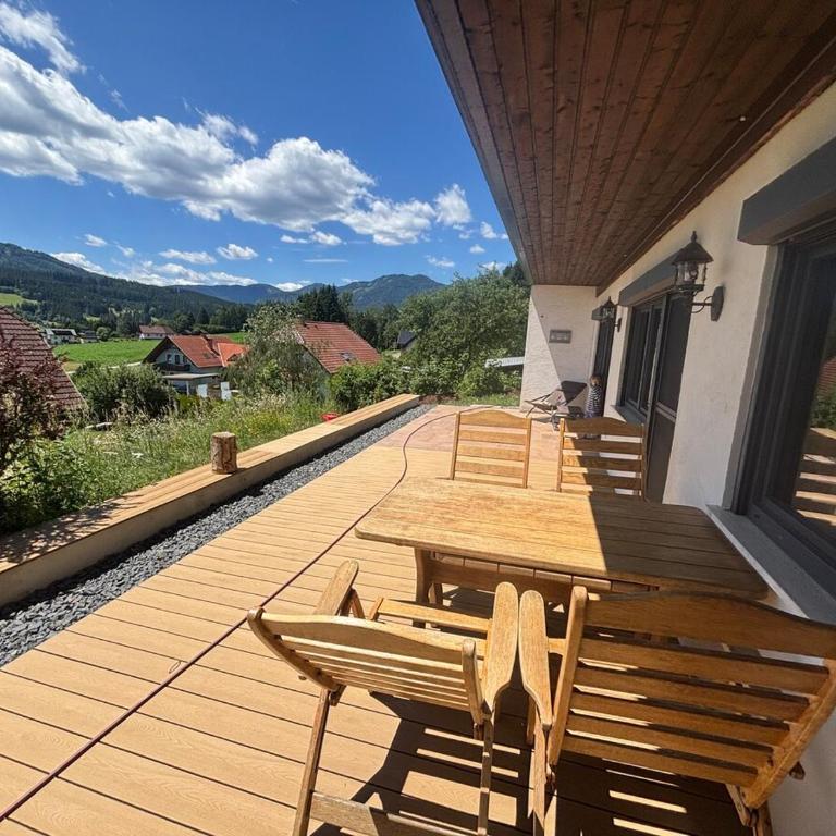Idyllische Urlaubswohnung - Hausetage - mit Garten und Terrasse - Apartment mit 3 Schlafzimmern - 15