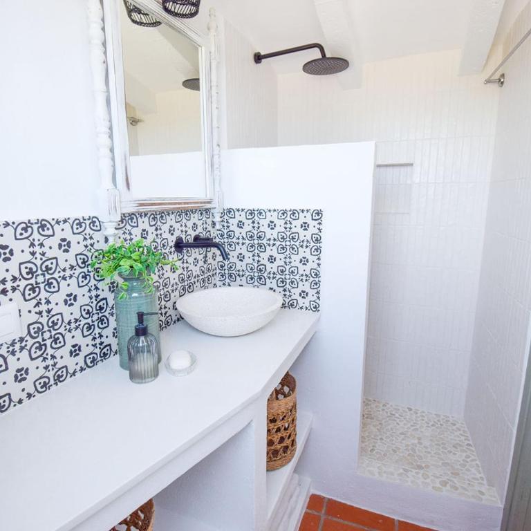 Calle Alta 37, Frigiliana Luxury 3 bedroom center Townhouse with large terrace and sea views HansOnHoliday Rentals - Casa de 3 dormitorios - 27