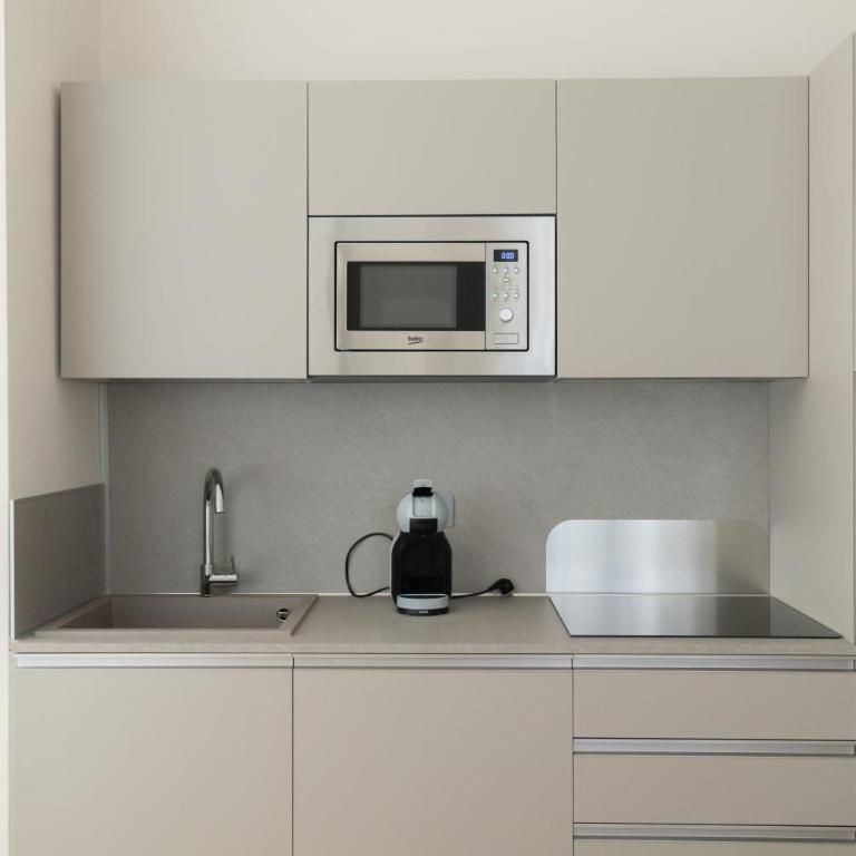 Residence La Scogliera - Appartamento Deluxe con 1 Camera da Letto e Vista Città - 14