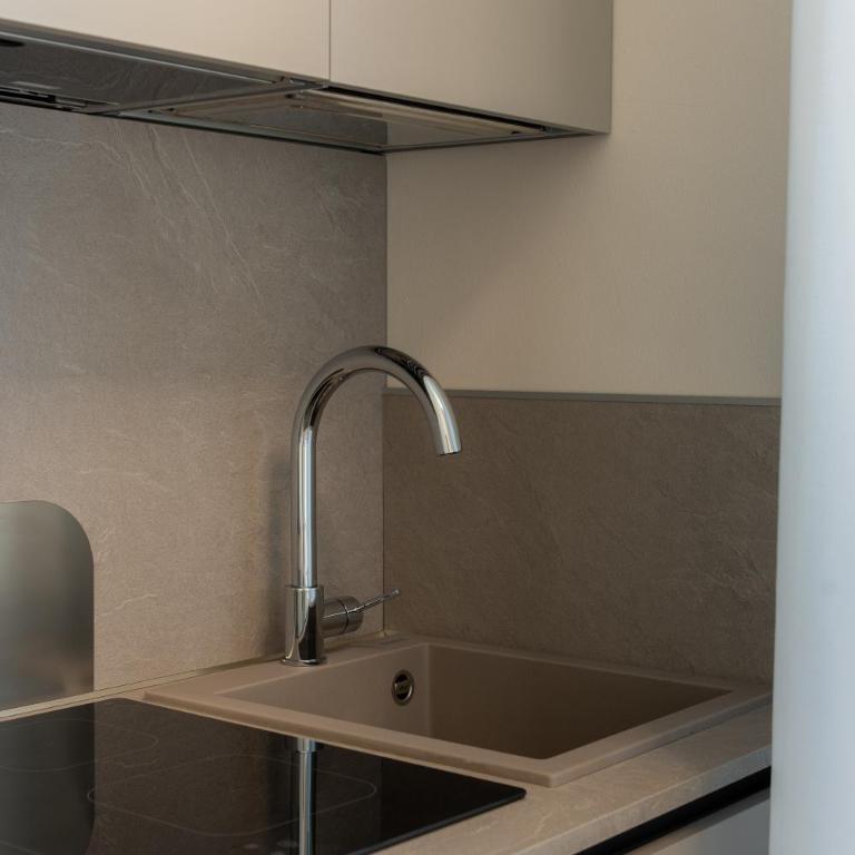 Residence La Scogliera - Appartamento Deluxe con 1 Camera da Letto e Vista Città - 29