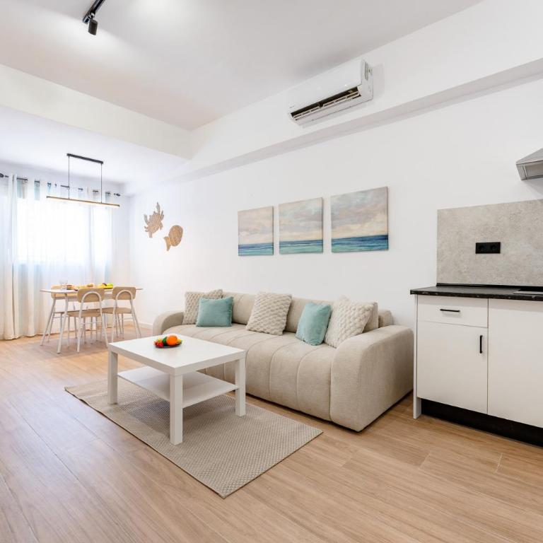 CT 411 - Faro's Fuengirola City Experience for 4 - Appartamento con 2 Camere da Letto - 22