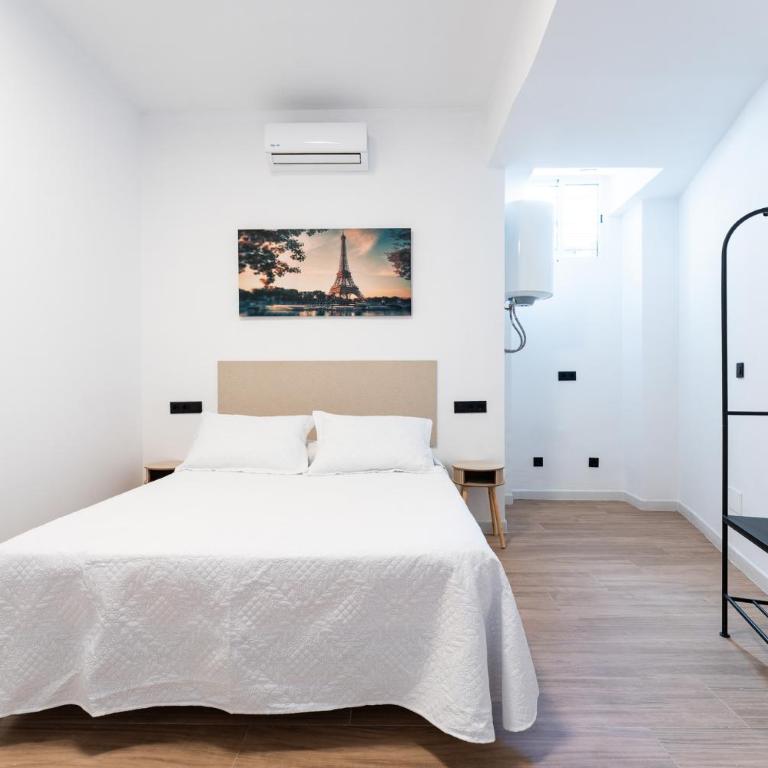 CT 411 - Faro's Fuengirola City Experience for 4 - Appartamento con 2 Camere da Letto - 4