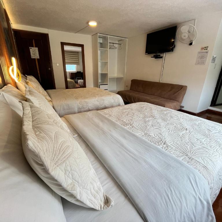 Casa Hidalgo Ecuador - Habitación con 2 camas grandes - 4