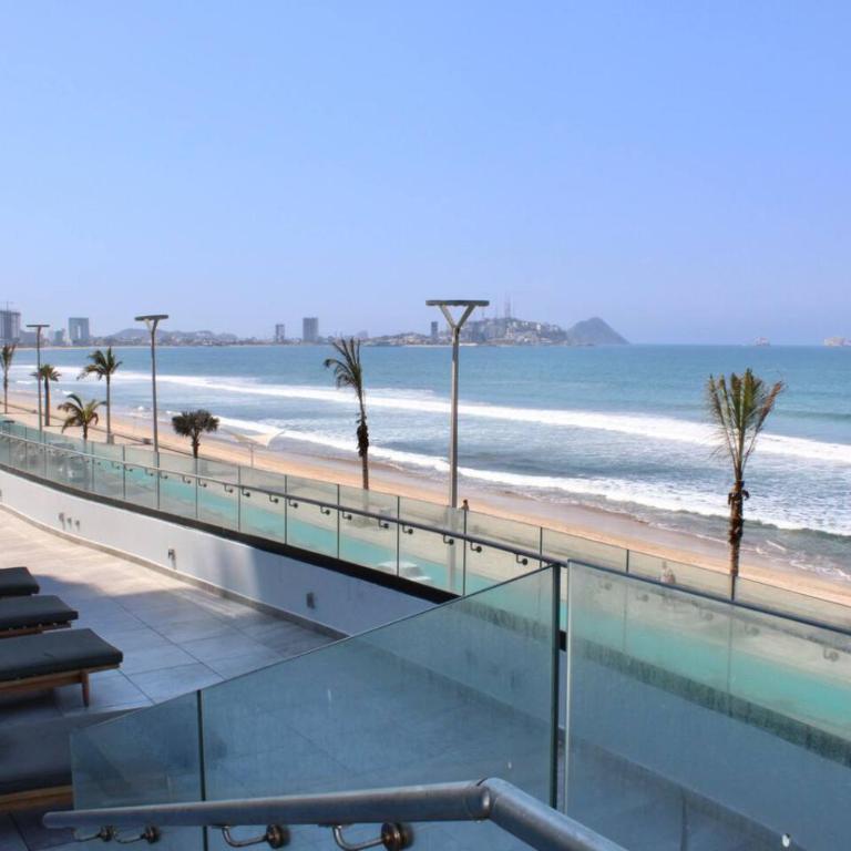 Vista al Mar desde el piso 20, Moderno Con Alberca - Apartamento - 10