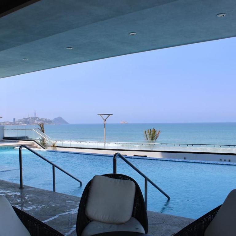 Vista al Mar desde el piso 20, Moderno Con Alberca - Apartamento - 26
