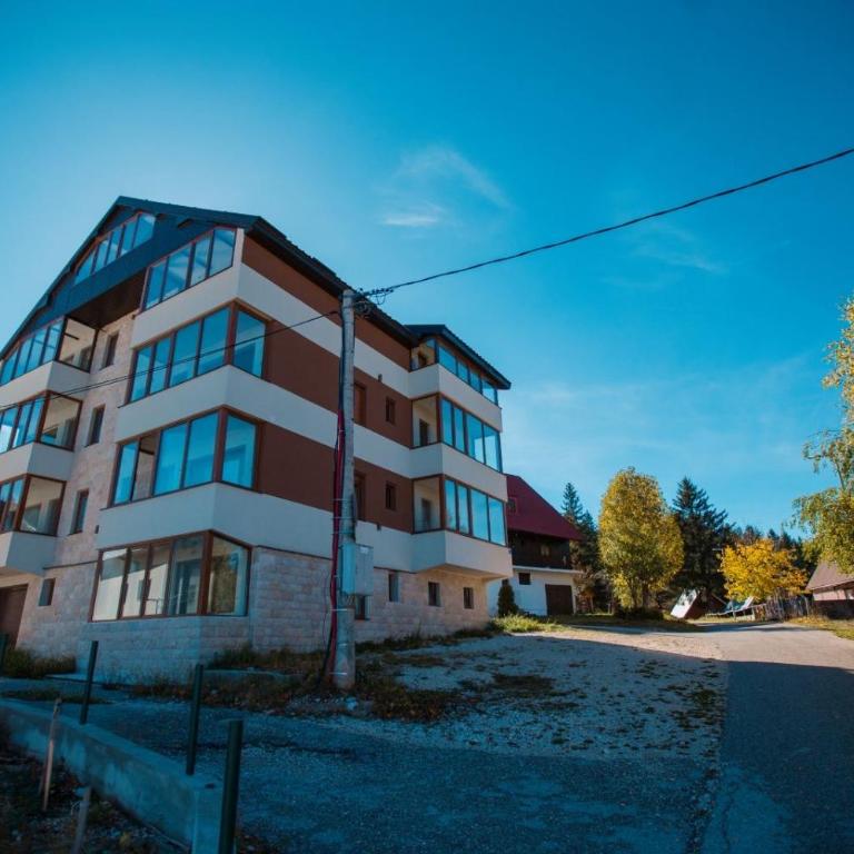 Orange stan - Apartman sa 2 Spavaće Sobe - 3