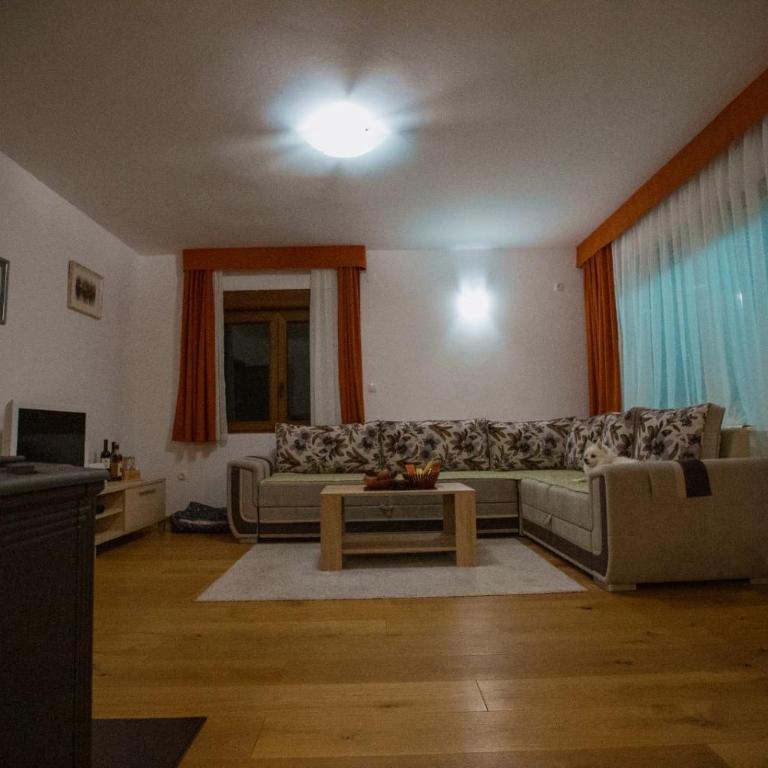 Orange stan - Apartman sa 2 Spavaće Sobe - 16