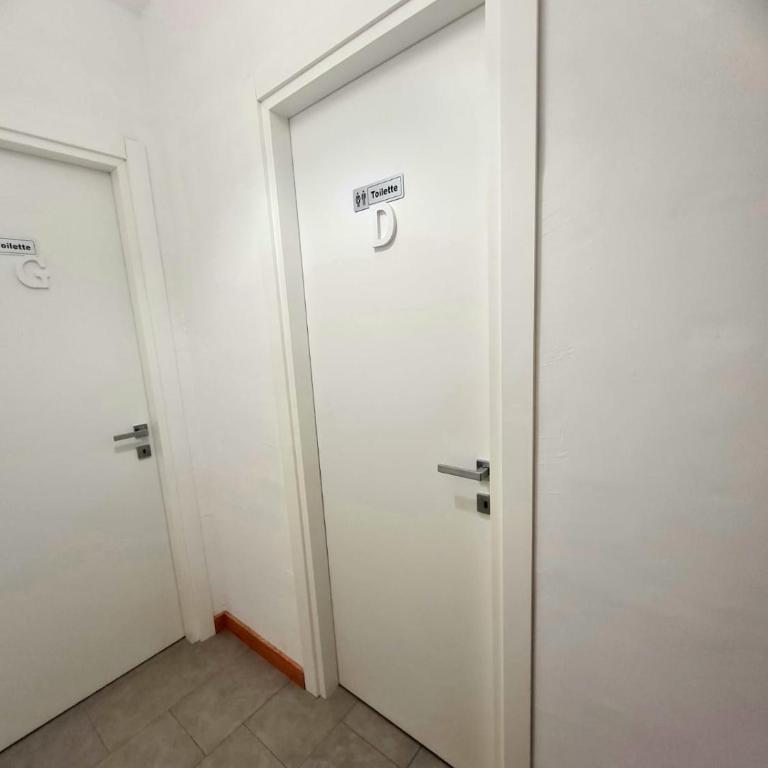 Alexander Apartment - Camera Matrimoniale con Bagno Privato Esterno - 7