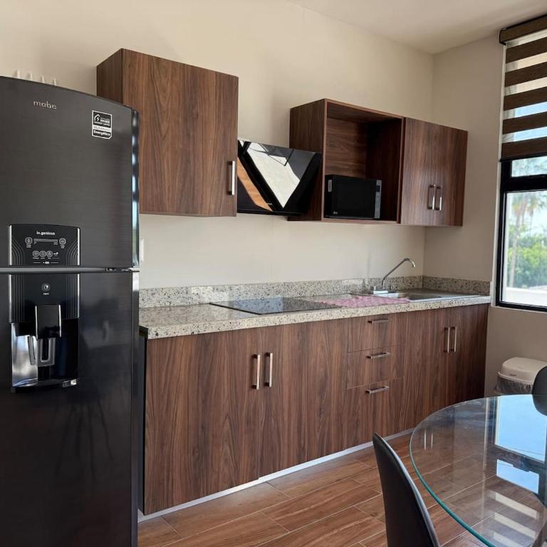 Depa A unas calles de la Playa y Zona Dorada ByGPS - Apartamento - 24