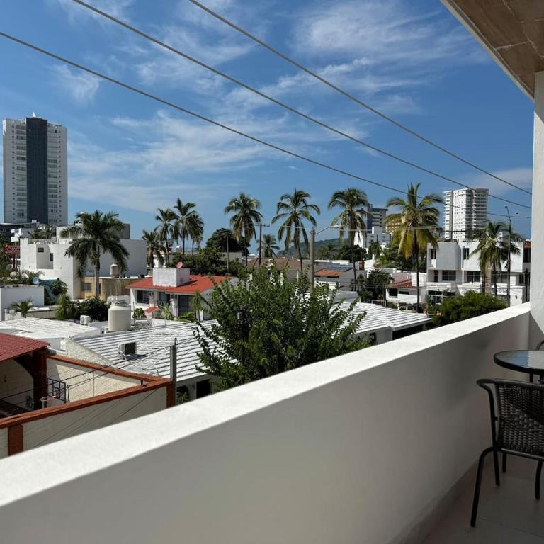 Depa A unas calles de la Playa y Zona Dorada ByGPS - Apartamento - 31