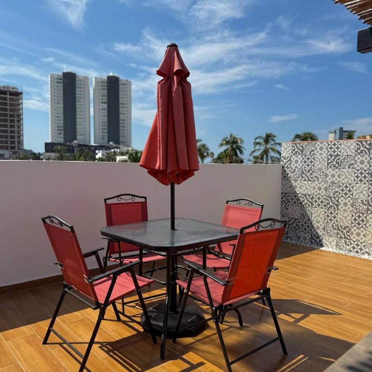 Depa A unas calles de la Playa y Zona Dorada ByGPS - Apartamento - 37