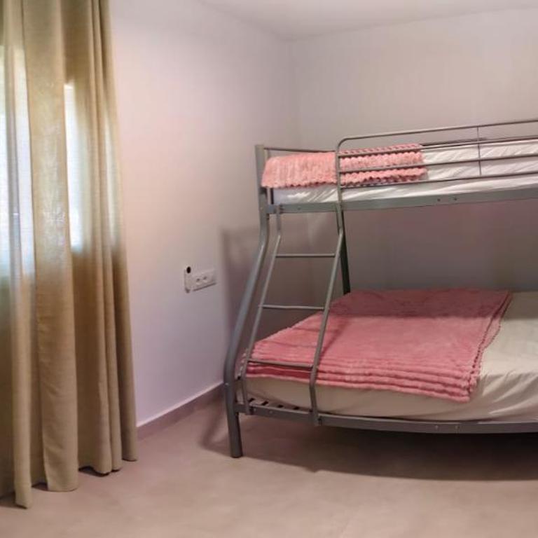 La OSTRA 33 - Four-Bedroom Vacation Home - 17