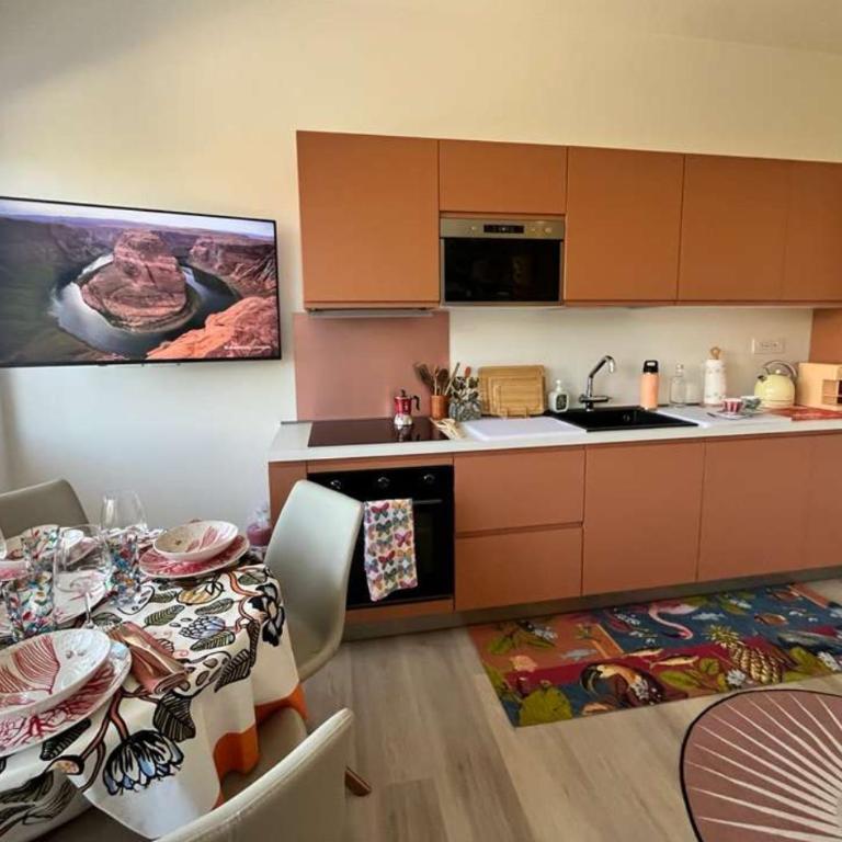 Suite Beach Apartments Cagliari - Two-Bedroom Deluxe Apartment with Balcony - 8