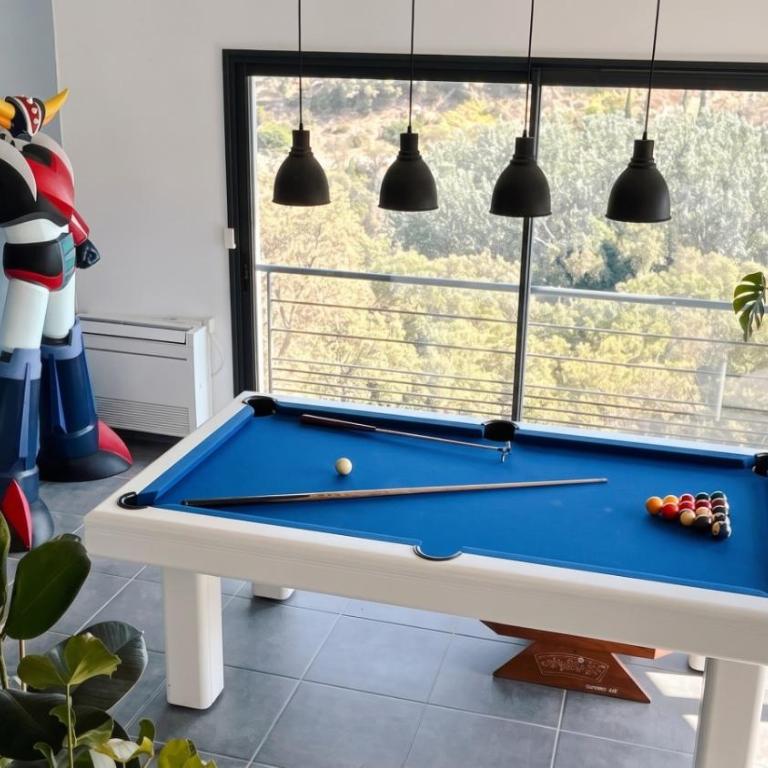 Maison Blanche Valcros - Six-Bedroom House - 43