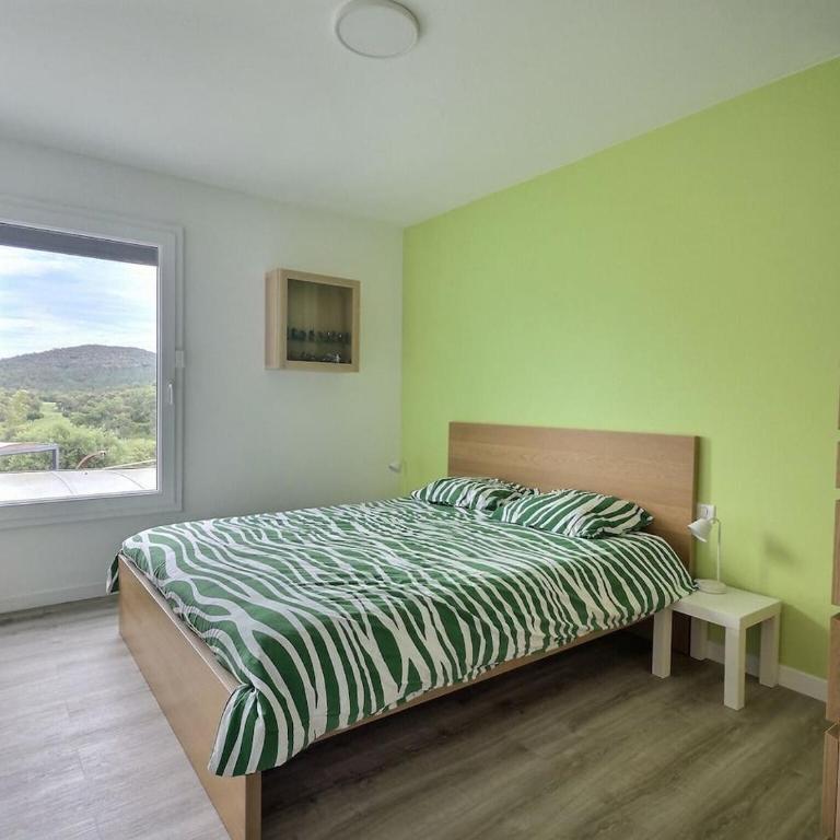 Maison Blanche Valcros - Six-Bedroom House - 36