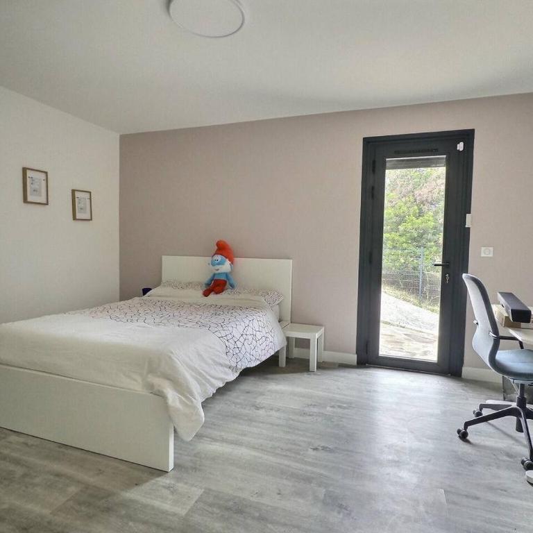 Maison Blanche Valcros - Six-Bedroom House - 24