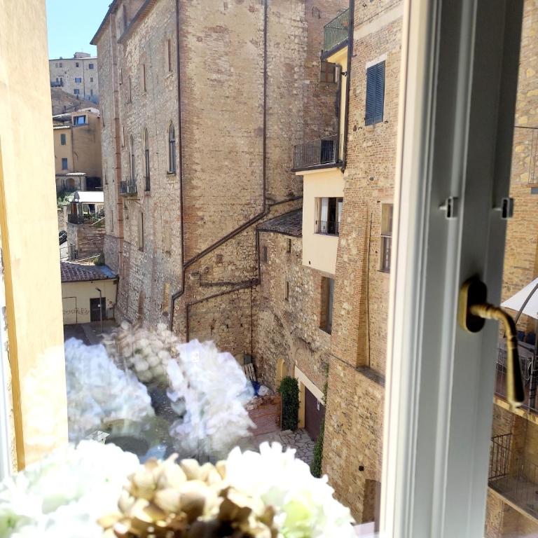 Dimora Dell'Erbe Rooms - Camera Matrimoniale con Bagno Privato - 13