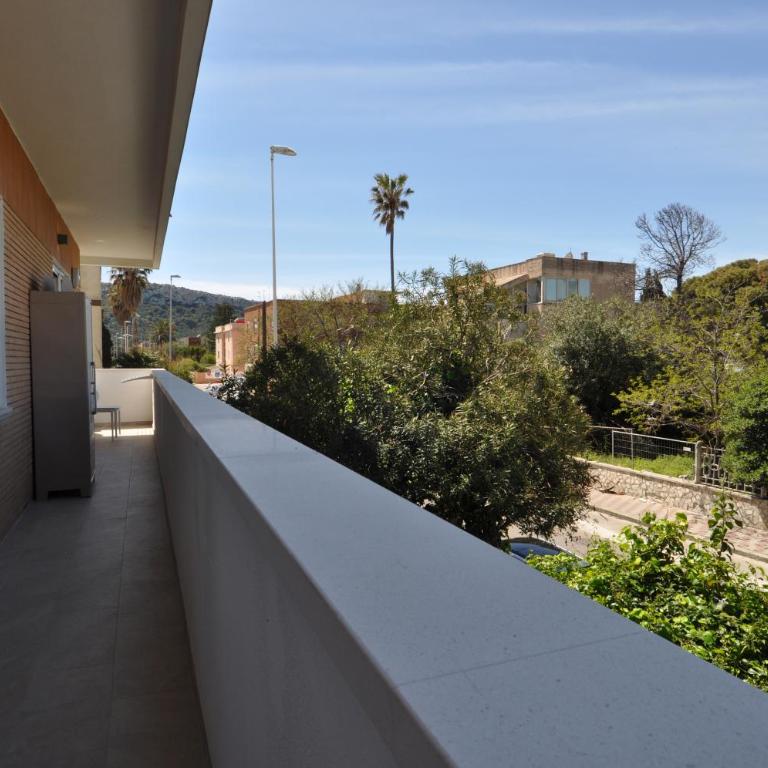 Suite Beach Apartments Cagliari - Two-Bedroom Deluxe Apartment with Balcony - 17