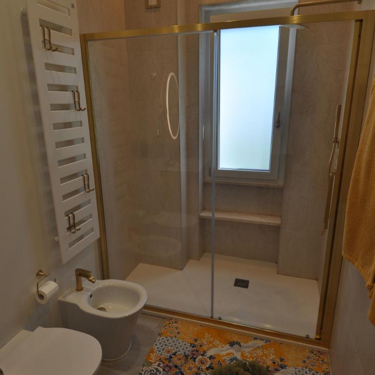 Suite Beach Apartments Cagliari - Deluxe Two-Bedroom Apartment with Garden View - 8