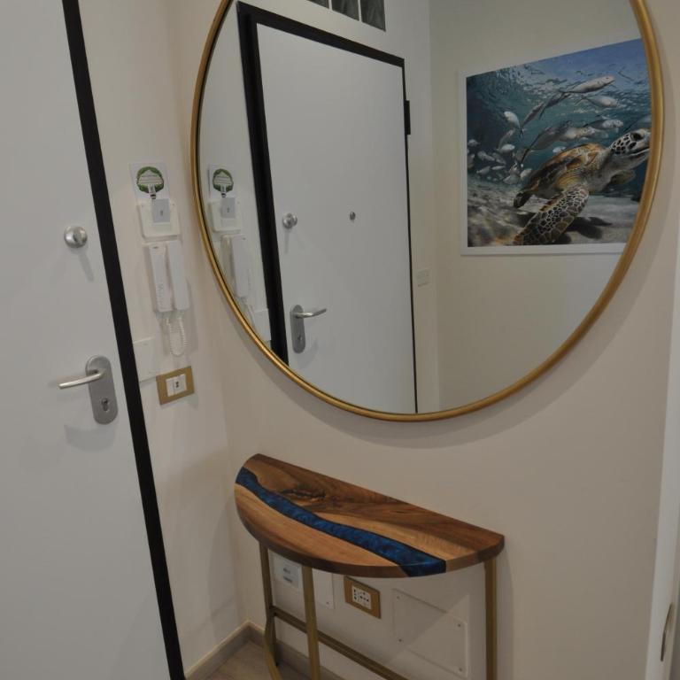 Suite Beach Apartments Cagliari - Deluxe Two-Bedroom Apartment with Garden View - 13