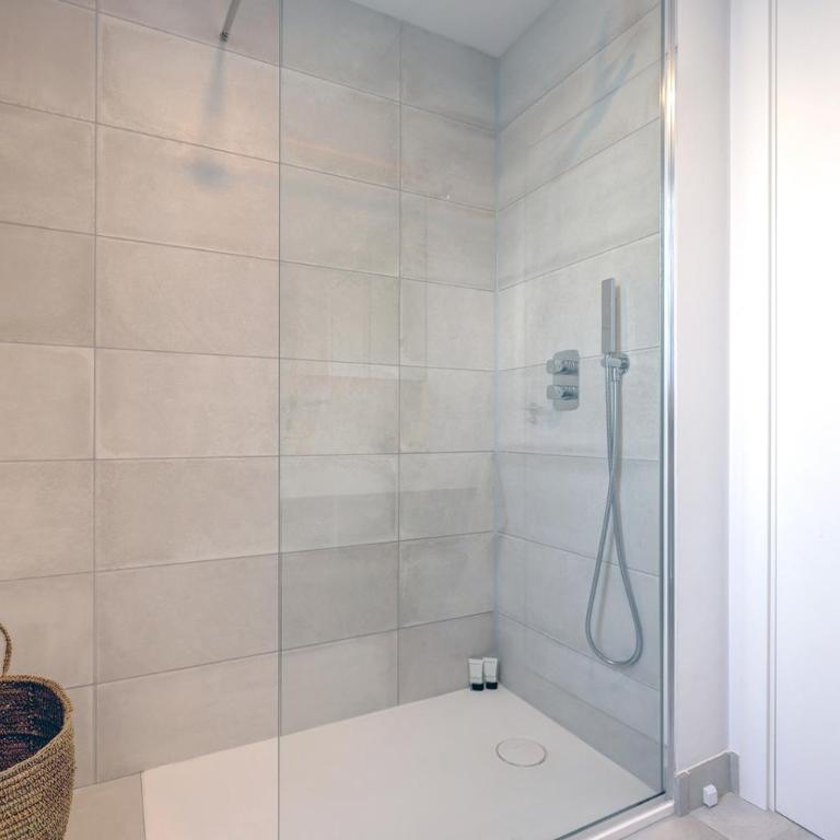 Exclusief appartement in Marbella met prachtig zeezicht - Apartamento con 4 dormitorios - 50