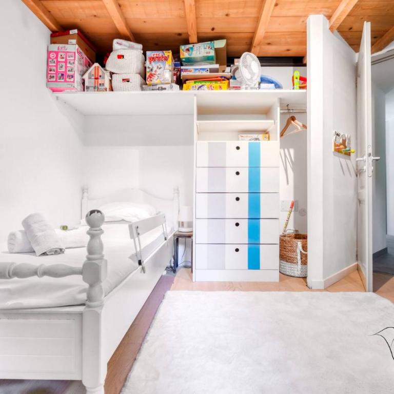 bird renting - Two-Bedroom House - 8