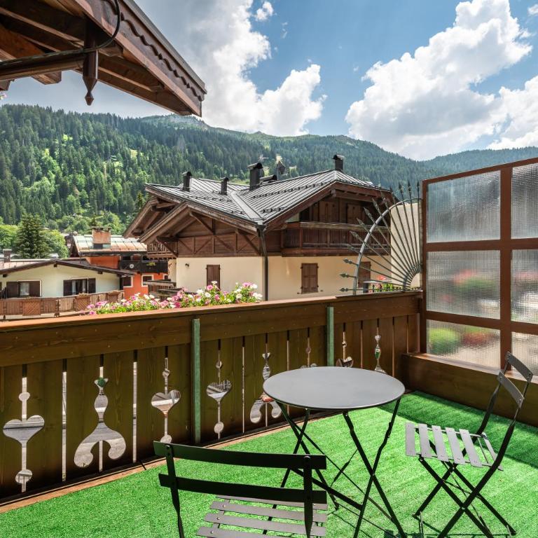 Hotel Garnì La Montanara - Camera Familiare - 8