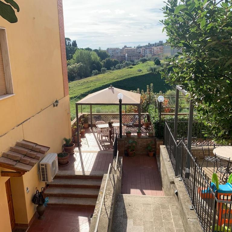 Serenità a due passi dal centro - Appartamento con 3 Camere da Letto - 2