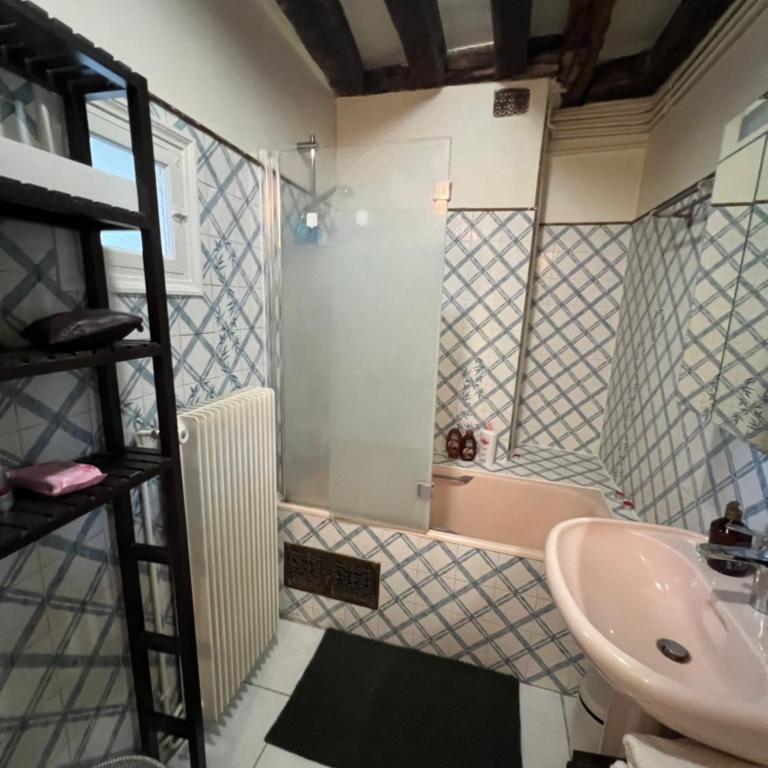 Beautiful Duplex in the Center of Paris - Appartement 1 Chambre - 6