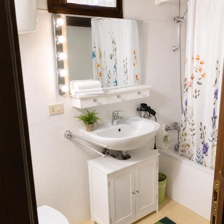 Romantic Apartment - Centro Storico di Perugia - Appartamento con 2 Camere da Letto - 7