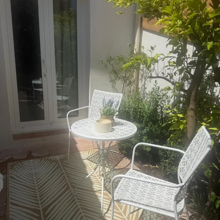 Les Lavandins - Studio avec Vue sur Jardin - 7