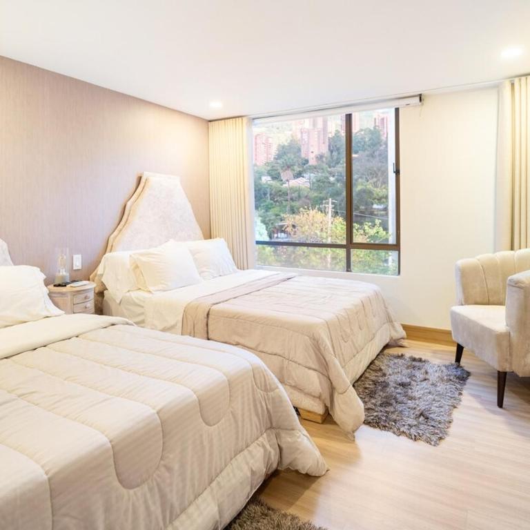 El Poblados 5 Bedroom Lux Duplex Vacation Rental - Apartment - 80