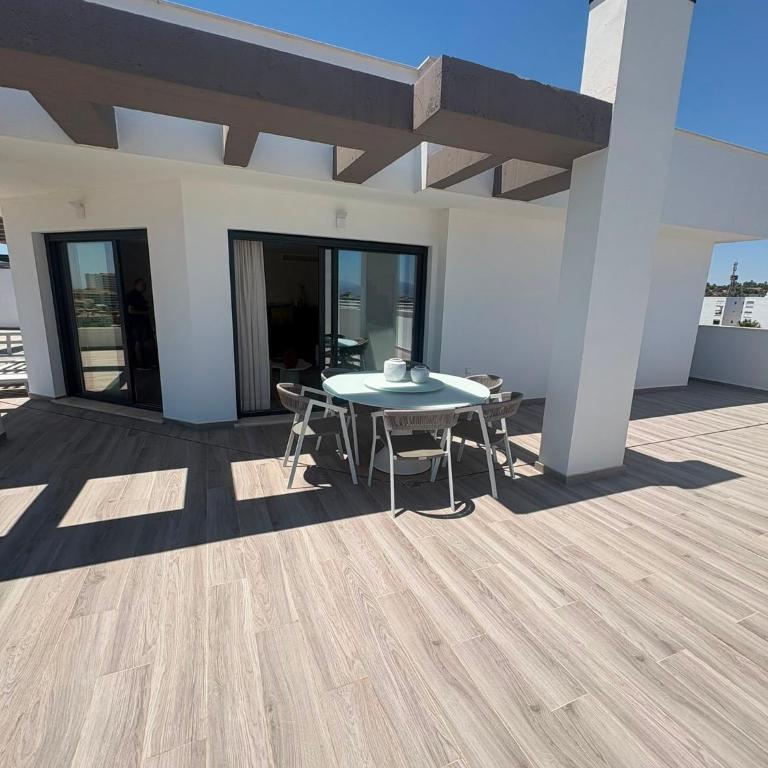 New luxury penthouse near the beach - Appartement 2 Chambres - 28