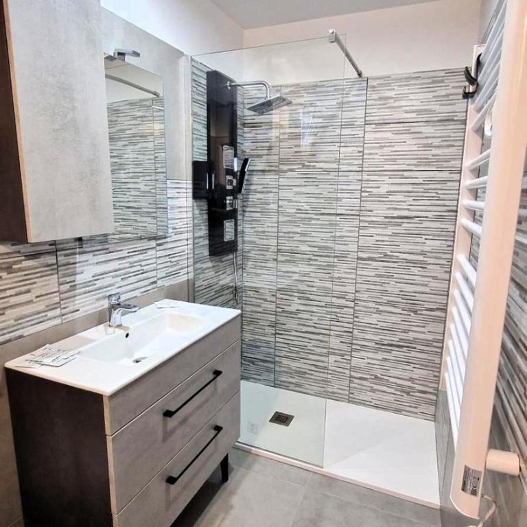 ONE Apartments - One-Bedroom Superior Apartment - 9