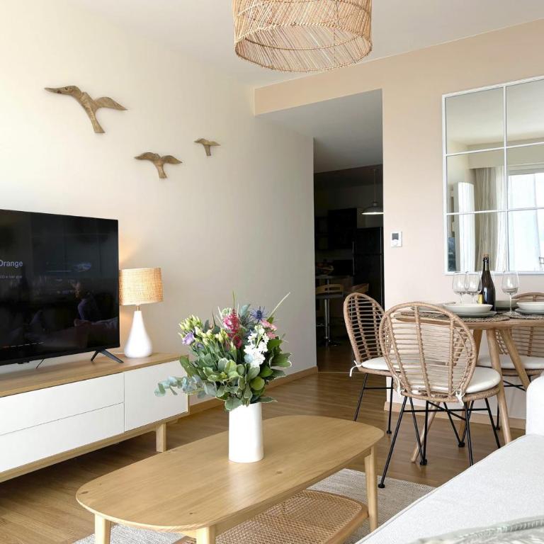 Le Cosy - Vue Mer - Parking - Balcon - Apartment - 23