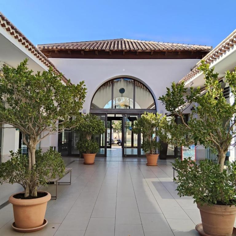 Family Golf Oasis, Disney, Pool and Sunny Terrace - Appartamento Deluxe con 2 Camere da Letto e Balcone - 22