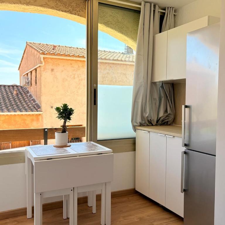 Appartement cosy à 5 min de la plage avec Parking privé - Appartement 1 Chambre - 12