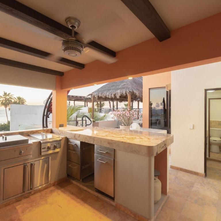 Rooftop Oasis Steps from the Malecon - Casa de 4 dormitorios - 3