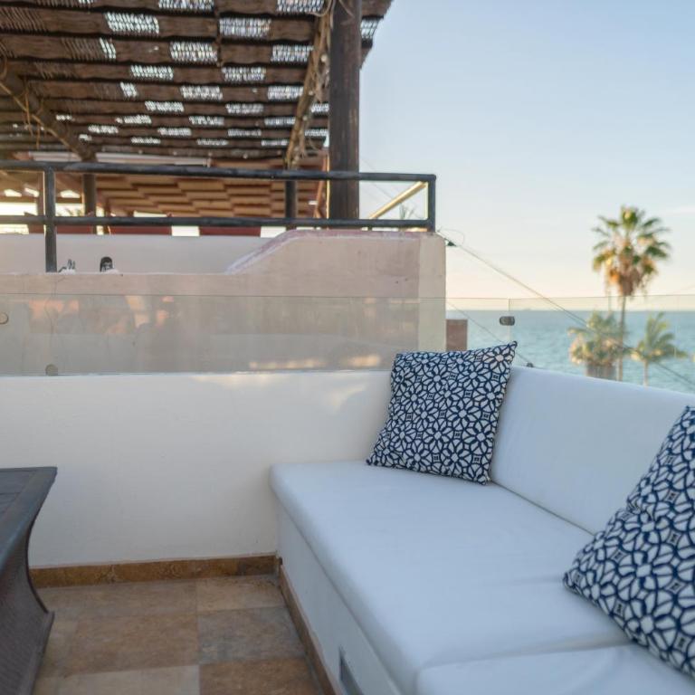 Rooftop Oasis Steps from the Malecon - Casa de 4 dormitorios - 13