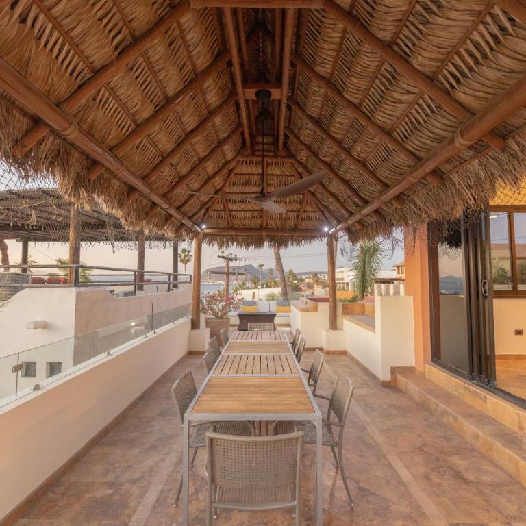 Rooftop Oasis Steps from the Malecon - Casa de 4 dormitorios - 23